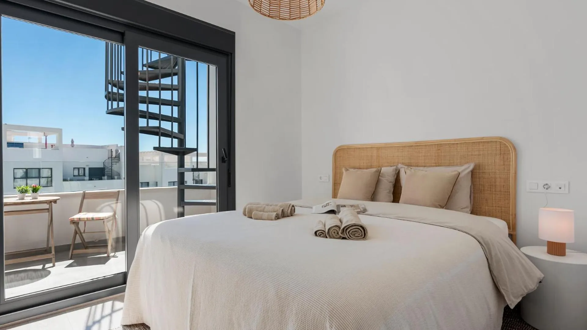 Casa Isa - Luxury Penthouse Seaview Apartment Estepona 0*,