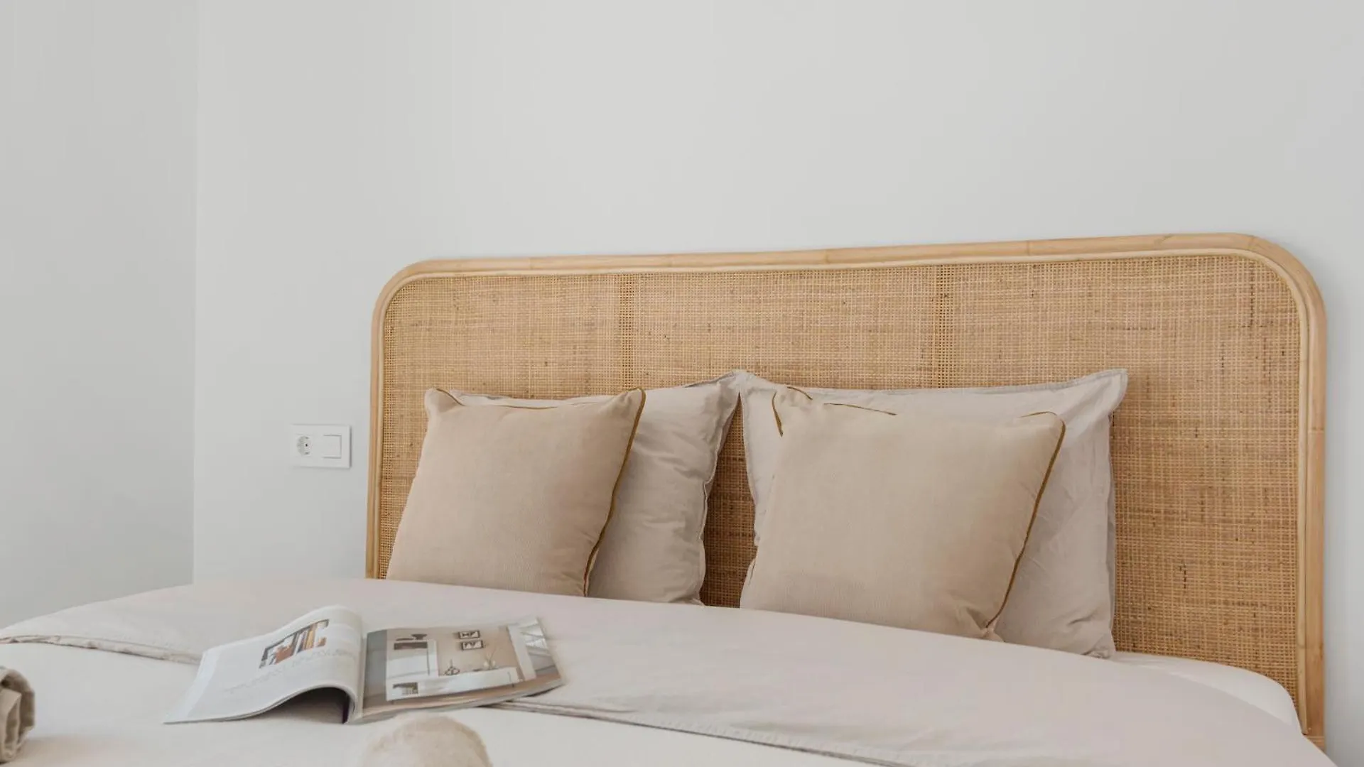 Casa Isa - Luxury Penthouse Seaview Apartment Estepona 0*,