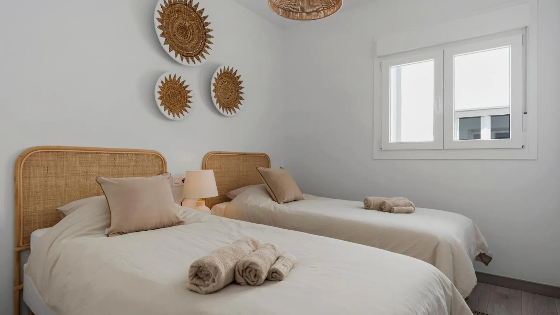 Casa Isa - Luxury Penthouse Seaview Apartment Estepona