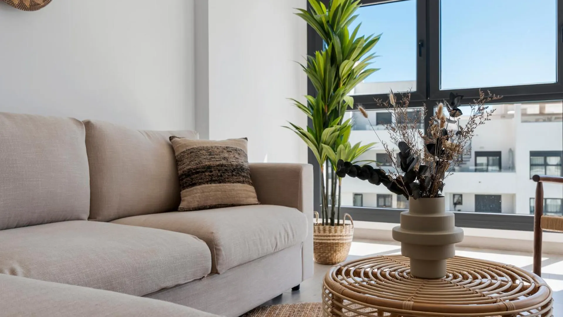 Casa Isa - Luxury Penthouse Seaview Apartment Estepona 0*,